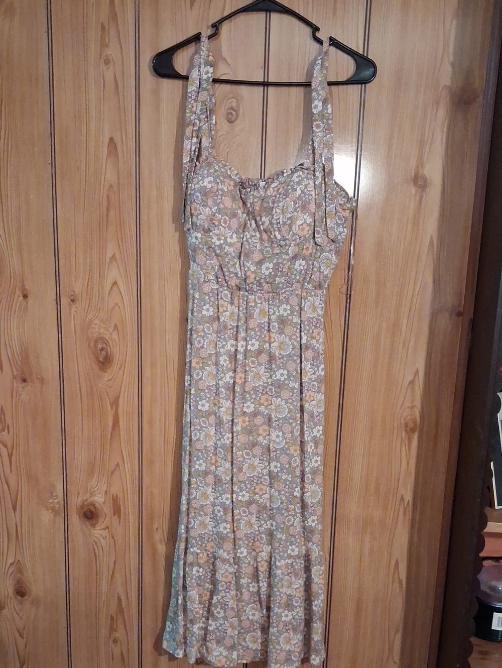 AUW Beige Floral Tie-Shoulder Maxi Dress